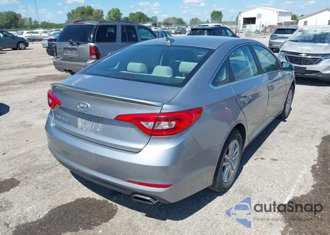 2017 Hyundai Sonata z USA, uszkodzony, nr VIN 5NPE24AF7HH441990